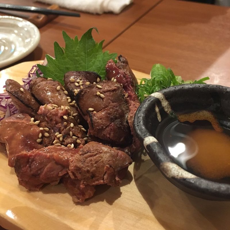 白レバー炙り(炉ばた 焔仁)