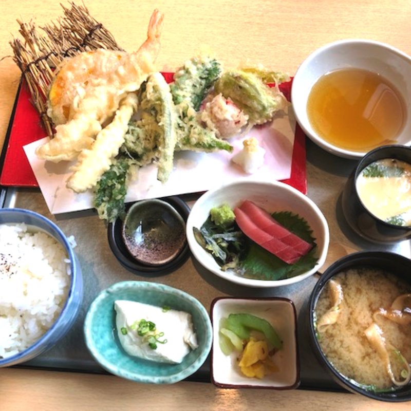 春の香り　旬の天婦羅御膳(とうふ旬菜 心音)