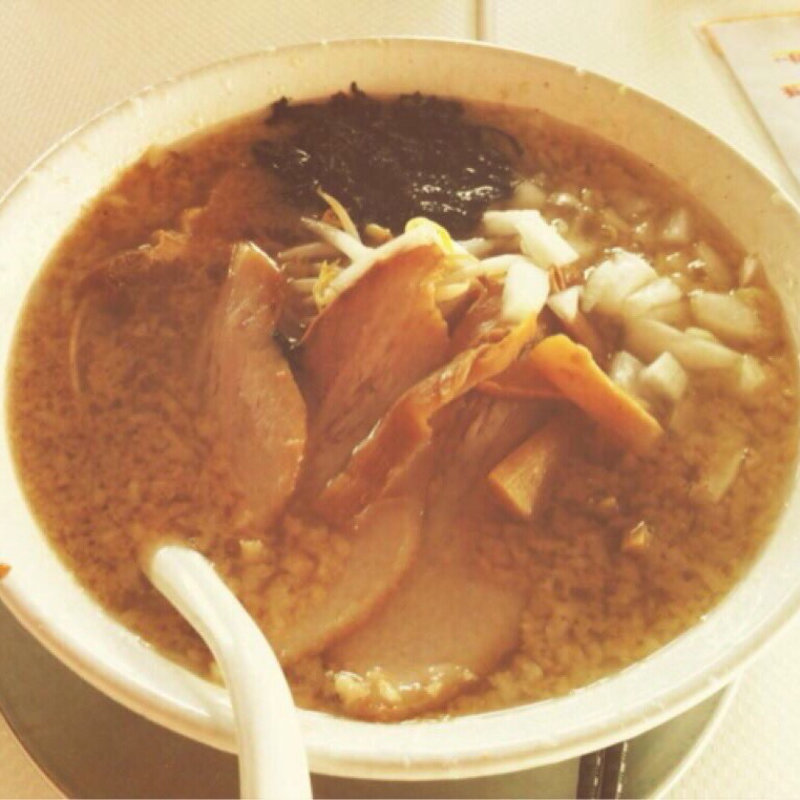 背脂ラーメン(りりん （RI RI N）)