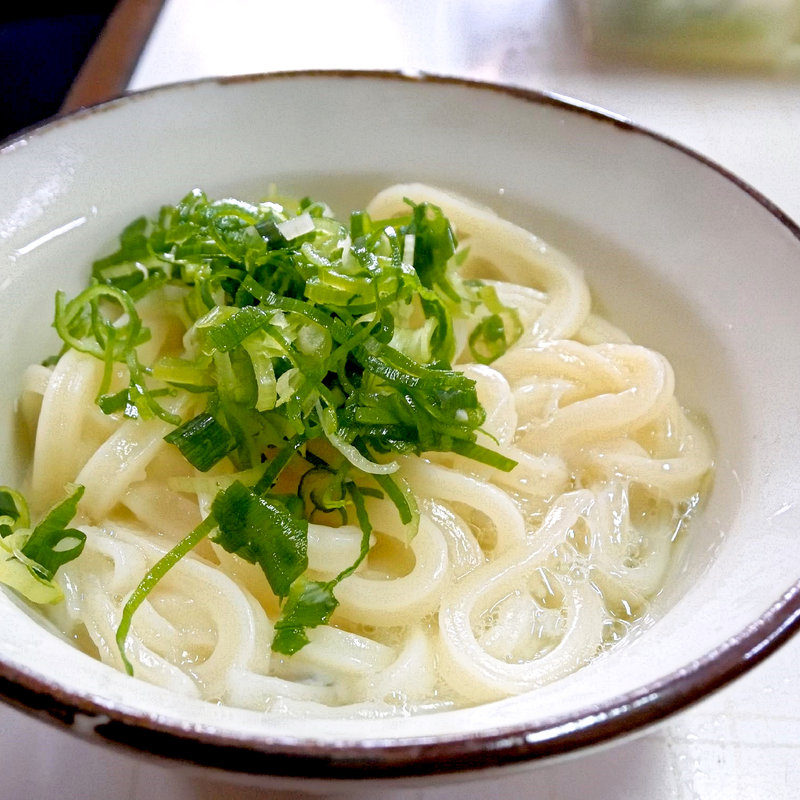 うどん温+卵(谷川米穀店 （たにかわべいこくてん）)