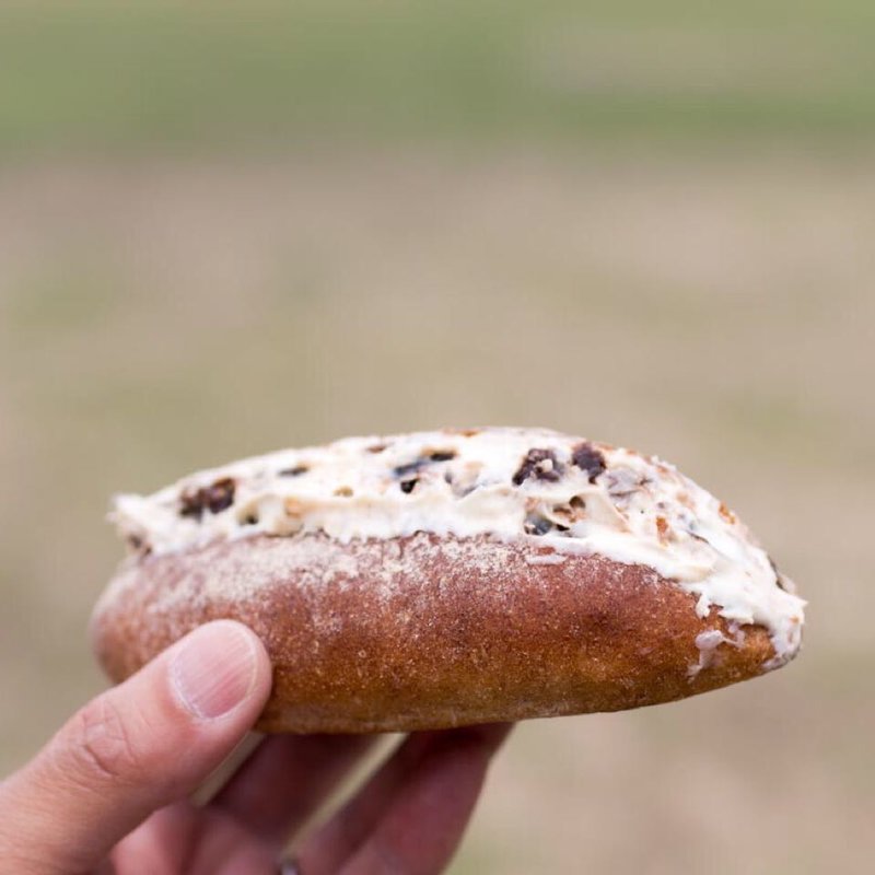 黒いちじくとラムレーズンのクリームチーズサンド(パメラーズコーヒー)