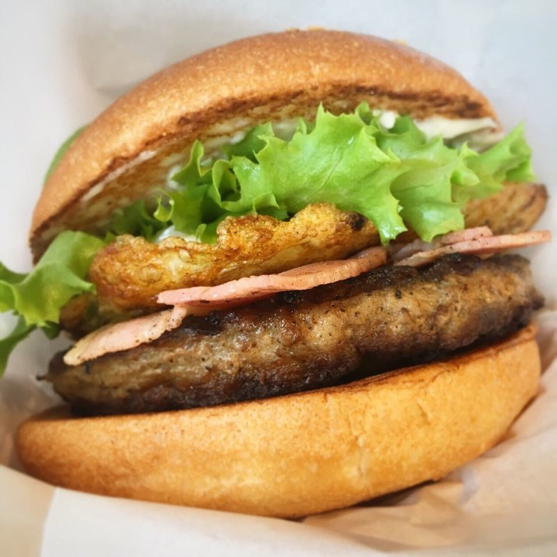 クラシックベーコンエッグバーガー(フレッシュネスバーガー大森)