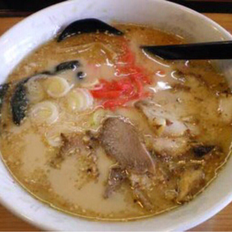 豚骨ラーメン(やまふじ )