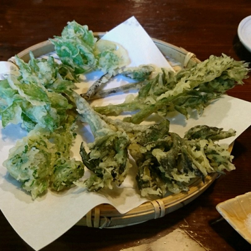 山菜天ぷら盛り合わせ(たきの家 )