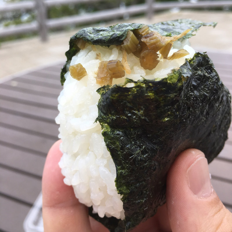 棚田米おにぎり きゃらぶき(千枚田レストハウス )