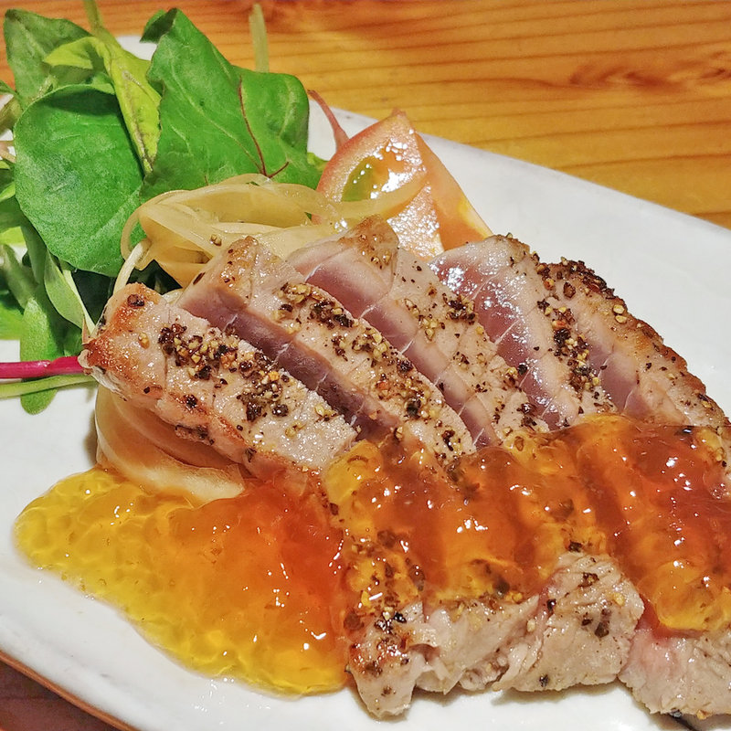 鮪のステーキ ポン酢ジュレがけ(おそばの甲賀 )