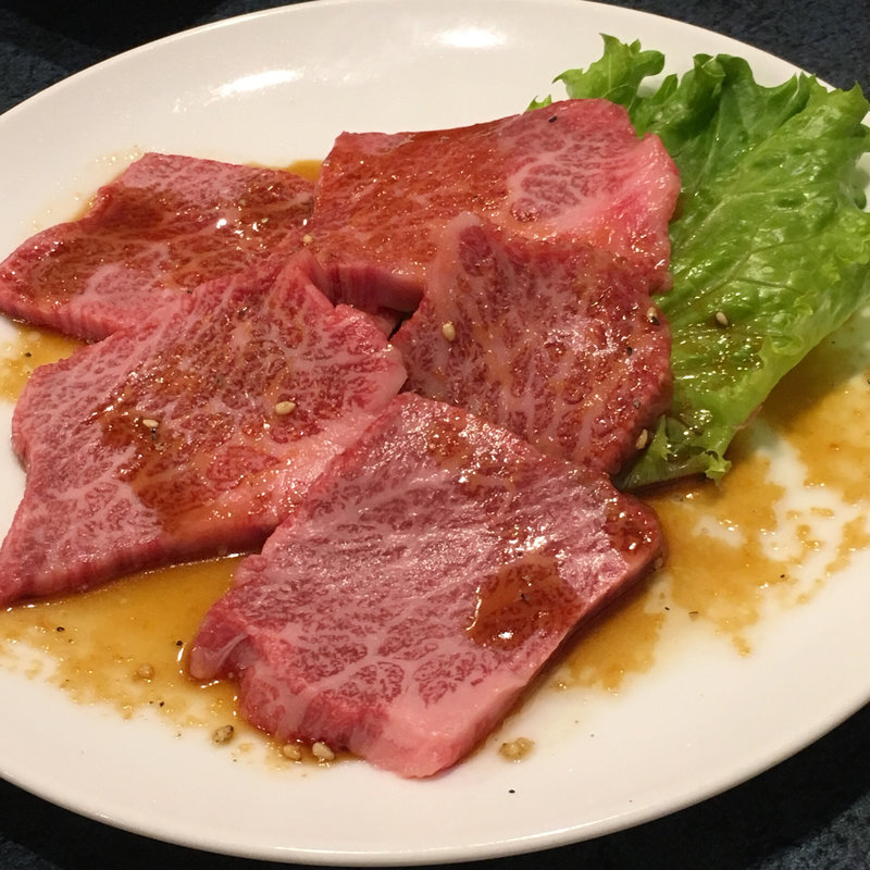 上カルビ(炭火焼肉みつまた)