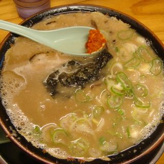 とんこつ黒(普通)(火の国文龍 総本店 )