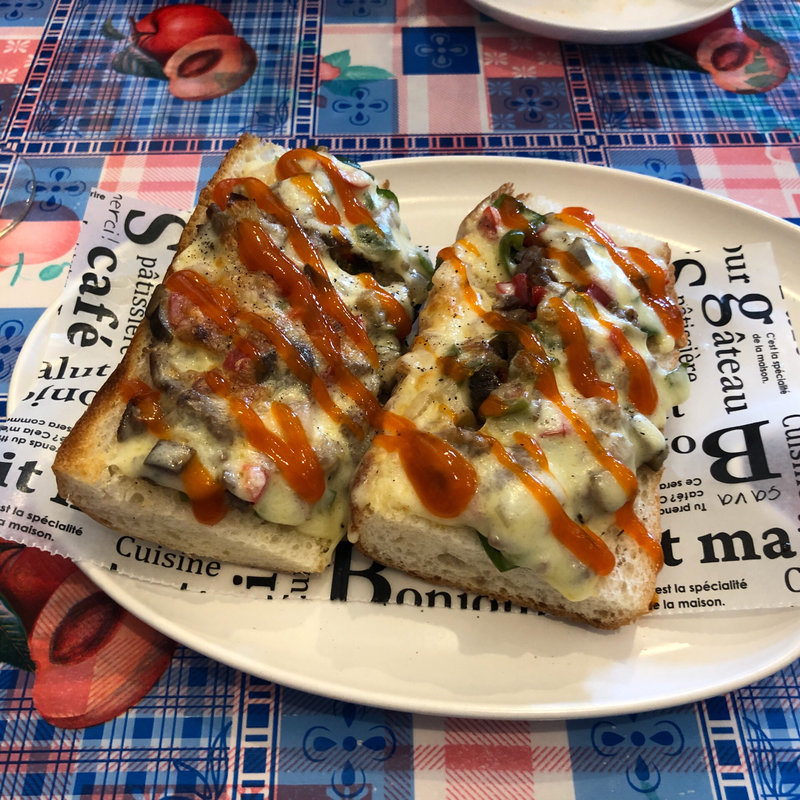 牛肉とチーズのバインミー(Ciao em Cafe（チャオエムカフェ）)