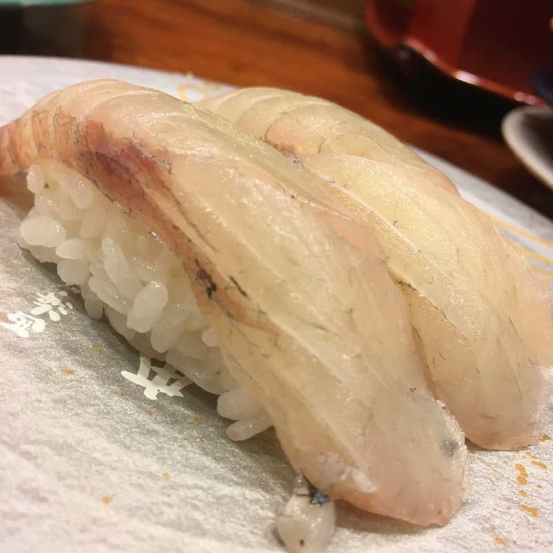 石川県産すずき(もりもり寿司　近江市場店)