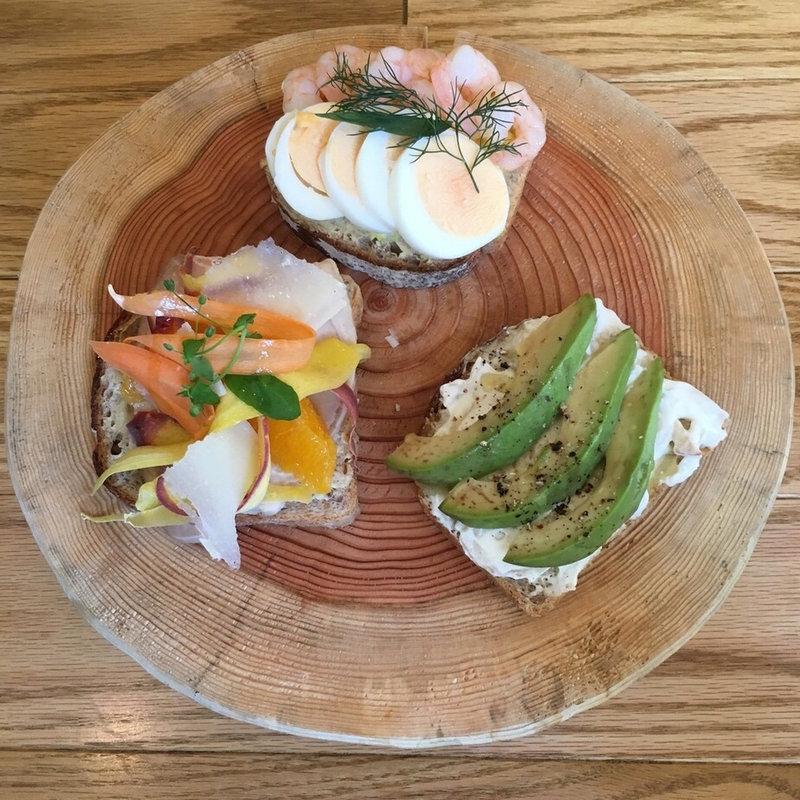 スモーブロー お任せ三種盛り(スモーブローキッチン 中之島)