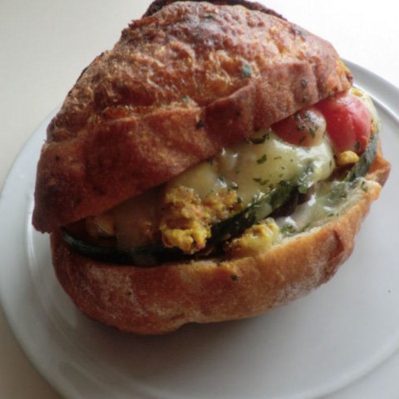 キーマカレーパン(ザ ルーツ ネイバーフッド ベーカリー)