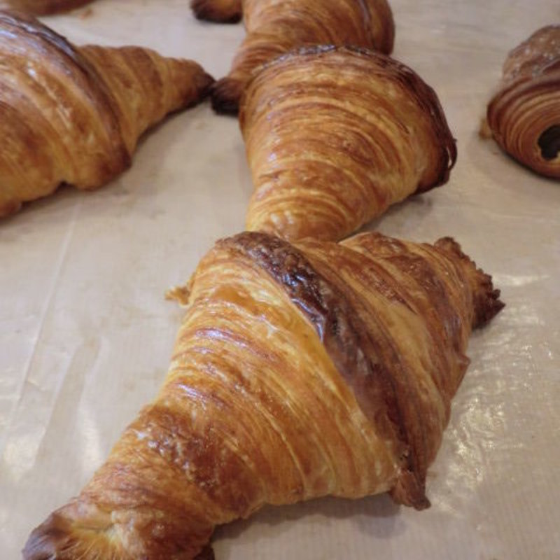 クロワッサン(ザ ルーツ ネイバーフッド ベーカリー)