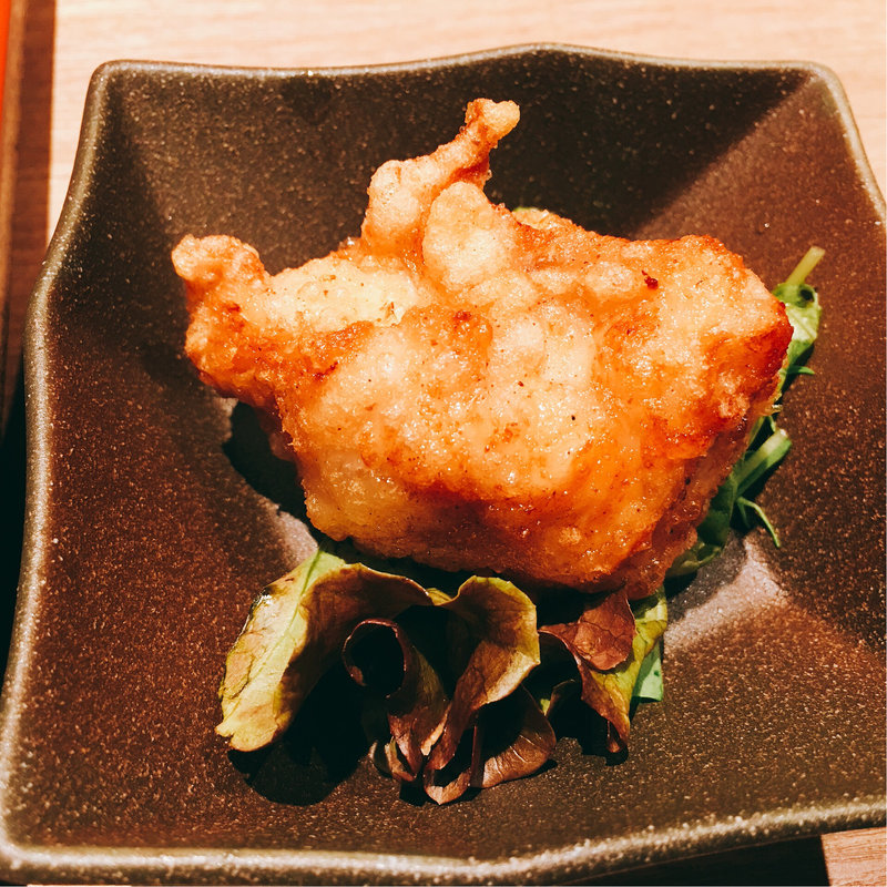 あご出汁唐揚げ(博多 鶏ソバ 華味鳥 阪急うめだ本店)