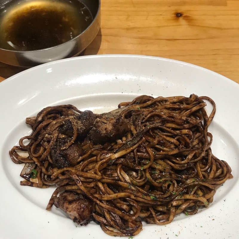 黒焼きそば(東京焼きそば )