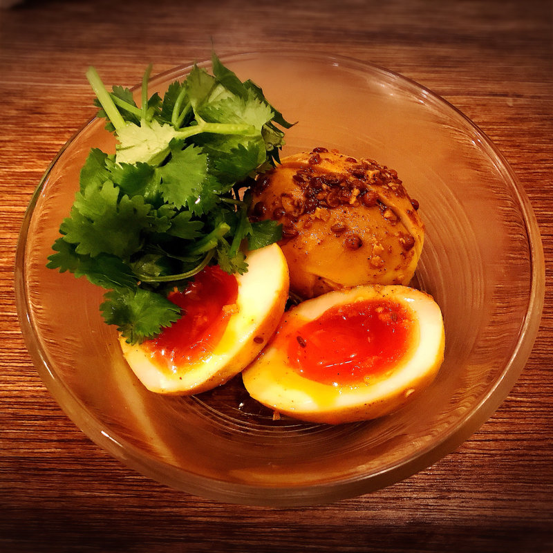 スパイシー半熟煮卵(大衆ビストロジル)