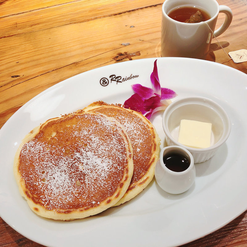 モーニング プレーンパンケーキ(アンドダブルレインボー)