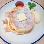 ふわふわとろける三ツ星パンケーキ(3 STARS PANCAKE （スリースターズパンケーキ）)