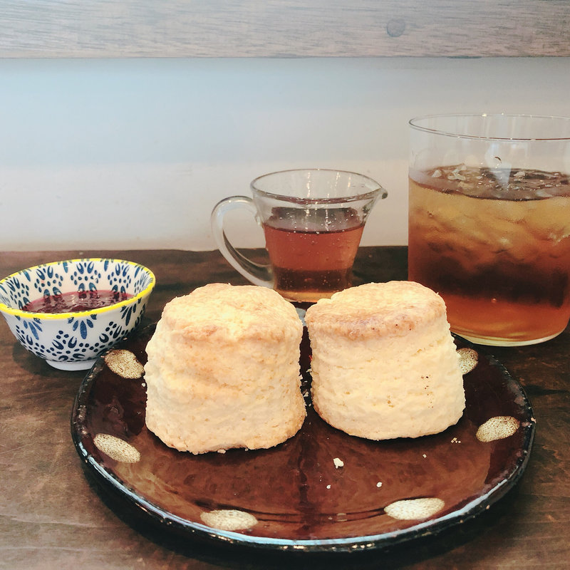 スコーン 季節のジャム添え(Ceylon Tea House SINHA シンハ)