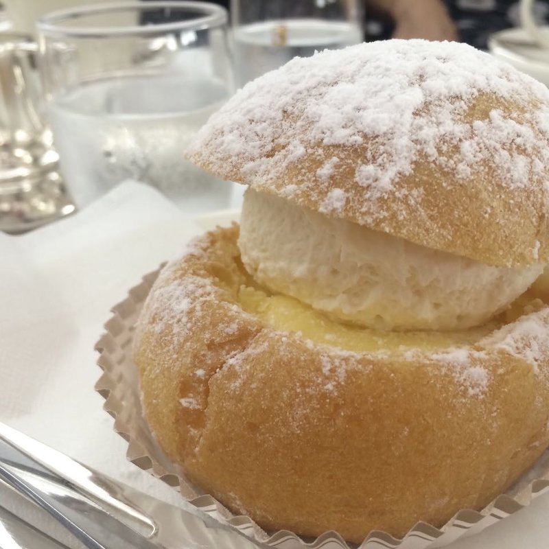 クリームパフ(銀座ウエスト 銀座本店)