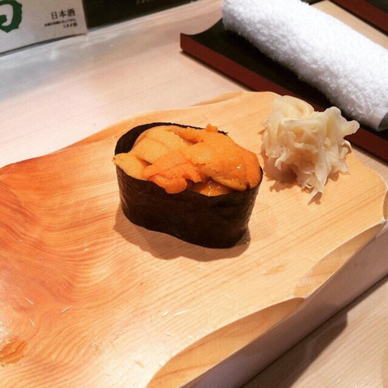 ウニ(五十七番寿し)