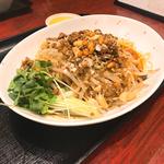 汁なし麻辣担担麺(中華香彩JASMINE口福厨房)