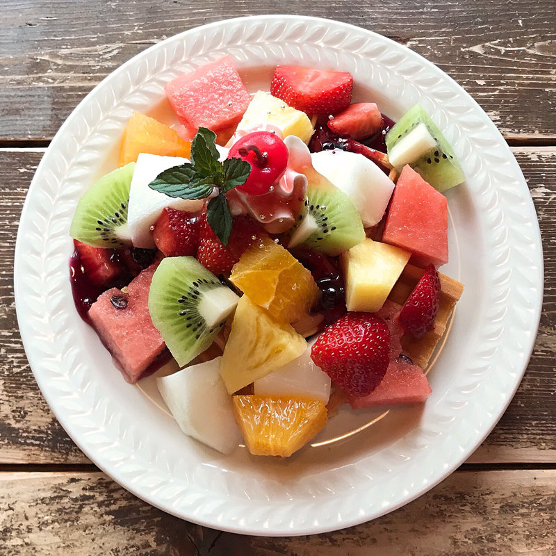 フルーツワッフル（ハーフサイズ）(雑貨・cafe POPHILL （ザッカカフェ ポピル）)