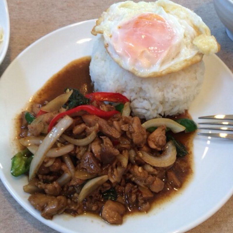 ガパオライス(バンプー)