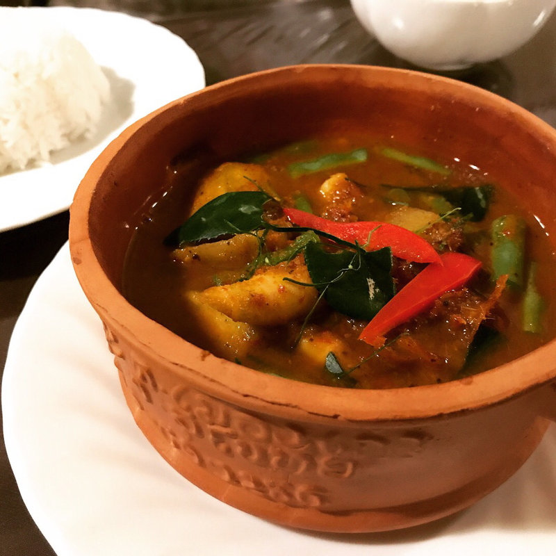 ゲーンタイプラー(ポム タイ料理)