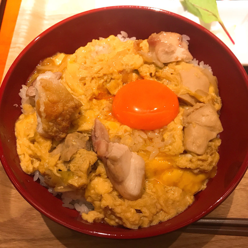 ダブル親子丼(焼鳥とシャンパン カッシーワE-ma梅田店)