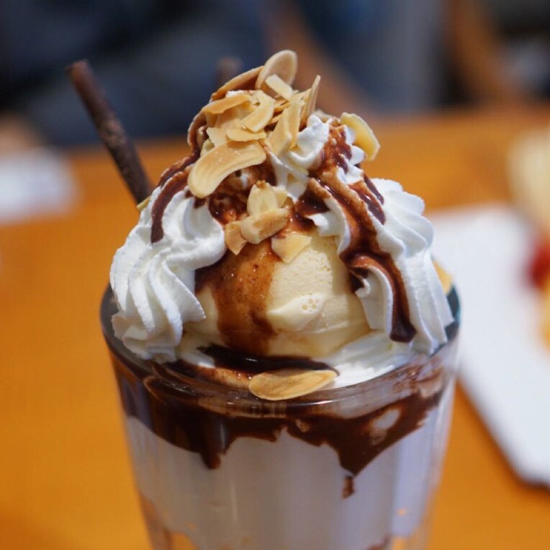 チョコレートパフェ(コーヒーハウス ザ・カフェ)