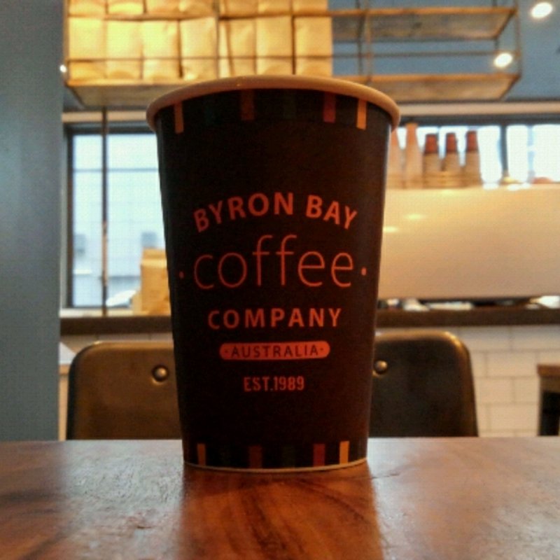 ロングブラック(バイロンベイコーヒー 大門店)