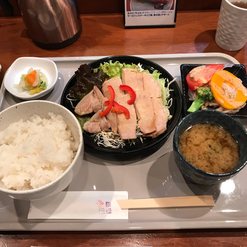 ゆで豚の特製ソースかけ膳(平河町 川澄)