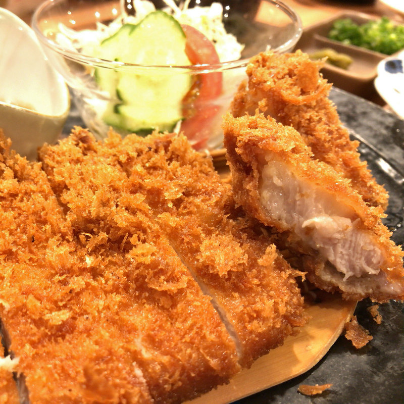 六白黒豚のとんかつ(吾愛人 中央駅東口店 )