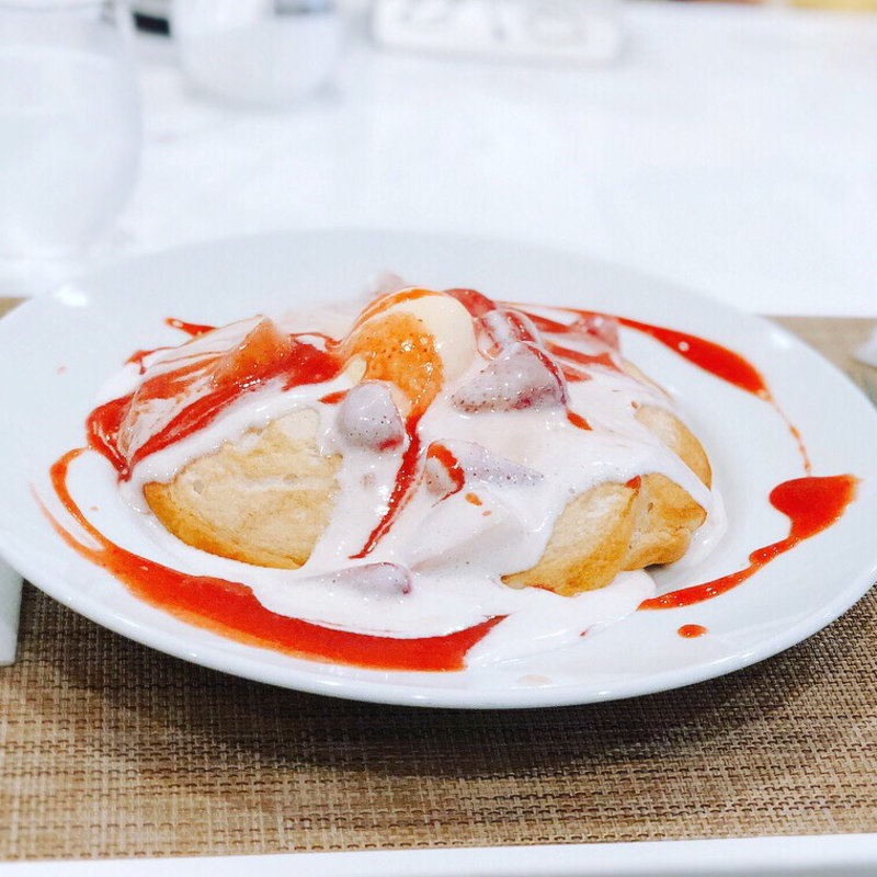 苺のスフレパンケーキ(アトリエ コータ)