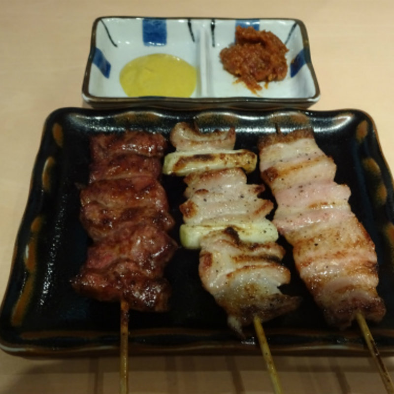 豚串 3つ(べっぴん（美人豚）)