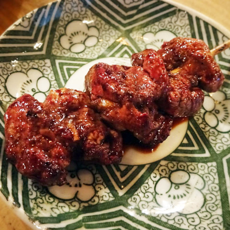 背ギモ(炭火焼食堂 膠)