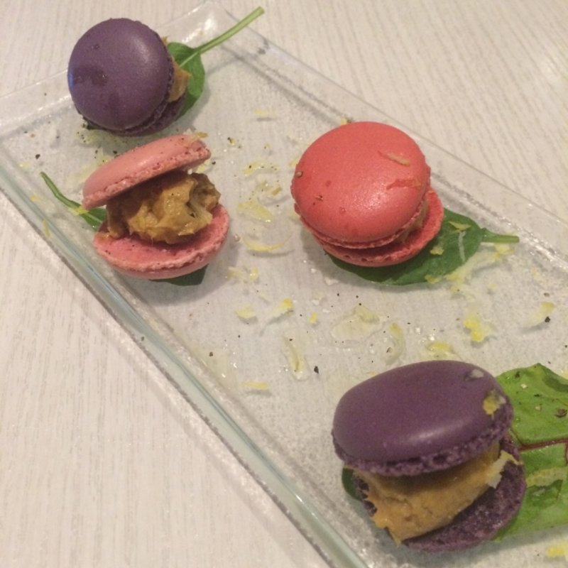 奈良産ポークリエットのマカロン(ブラッスリー リナーシェ)