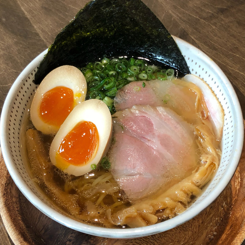 焼きあごだしラーメン煮卵トッピング(麺処 極み 大名店)