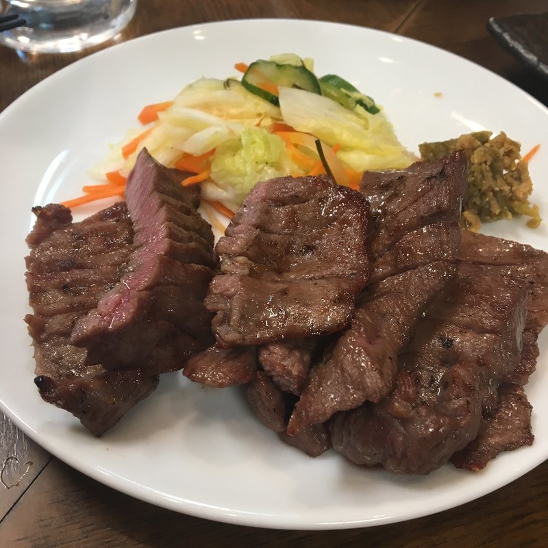 炭火焼牛たん(集合郎 一番町店 （しゅうごろう）)