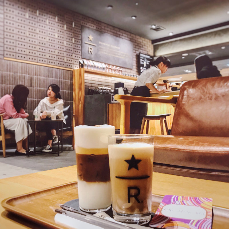 ナイトロコールドブリューフロート(スターバックスコーヒー ルクア地下二階)