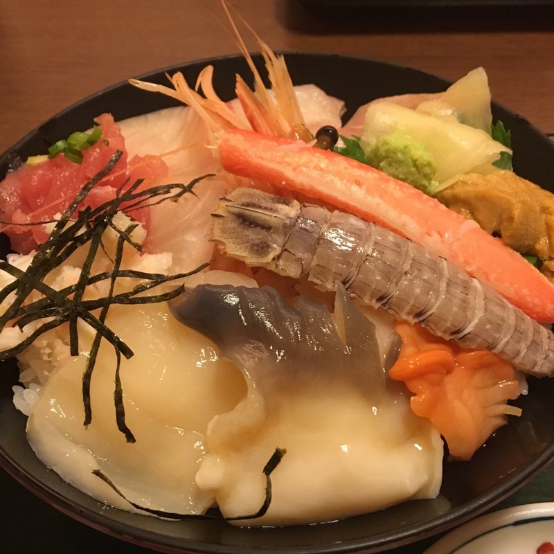 浜や人気NO１ 極上の逸品 海鮮ちらし(漁亭 浜や あすと長町店 )