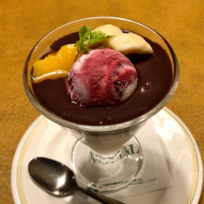 アサイーとヨーグルトのパフェ(ロイヤルホスト学が丘店)