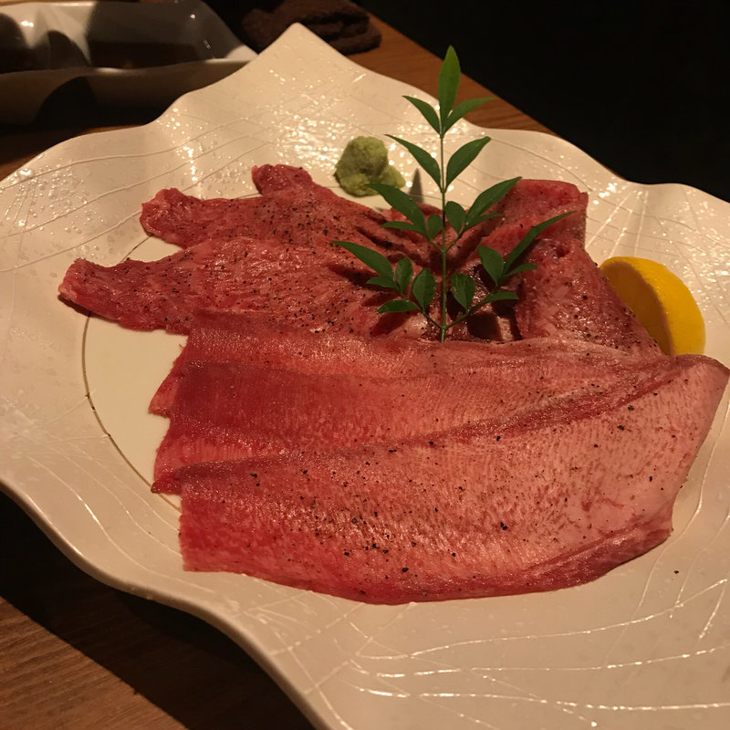 雪室熟成スノーエイジングタンとタンしゃぶ盛り合わせ(焼肉 うしみつ 恵比寿本店)