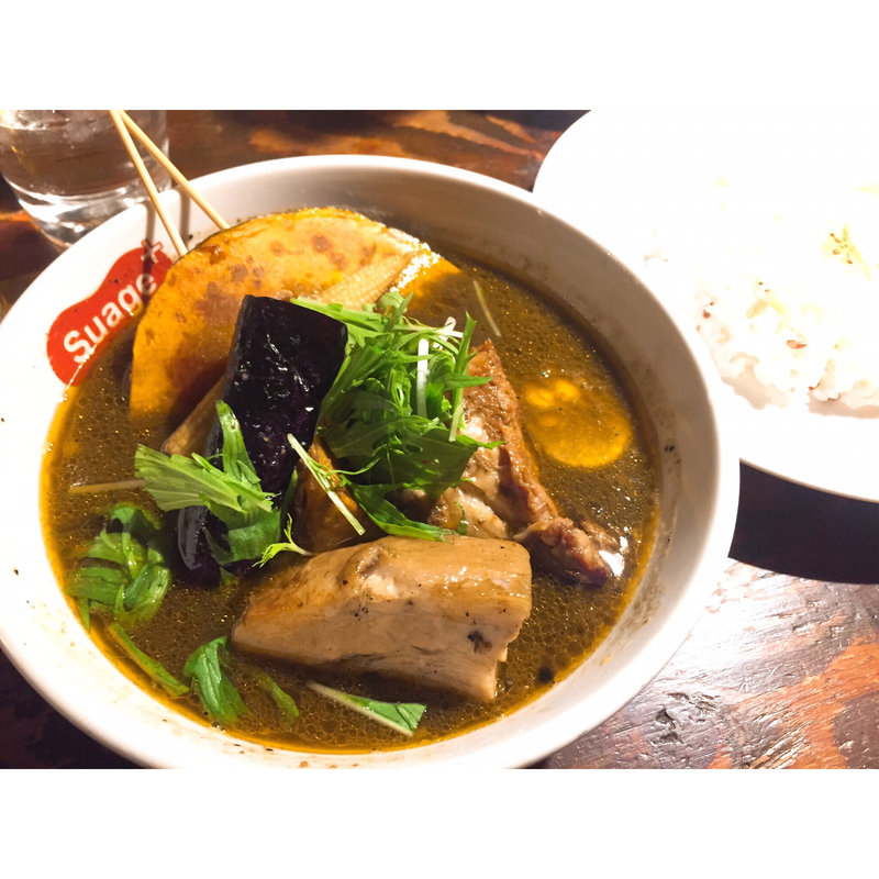 ラベンダーポークの炙り角煮カレー(スープカリー スアゲ プラス 本店)