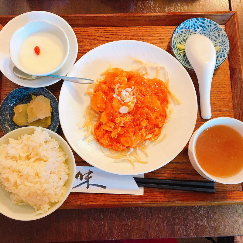 卵入りエビチリ定食(六花)