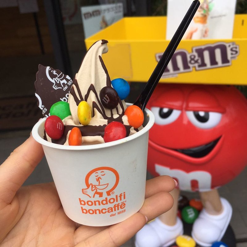 M&M's ソフトクリーム(ボンドルフィ ボンカフェ （BONDOLFIBONCAFFE）)