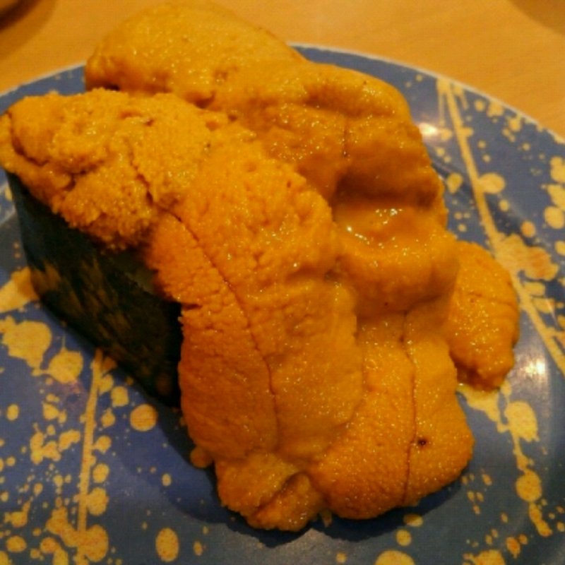 こぼれウニ(沼津魚がし鮨 御殿場アウトレット店)