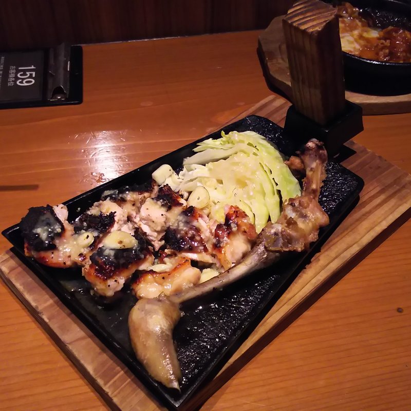 氷温熟成鶏くわ焼き（にんにく塩焼き）(かまどか　京急川崎駅前店)