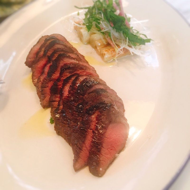 オージービーフの炭火焼　- ブラックアンガス種 ロングフェッド -(THE APOLLO （アポロ）)